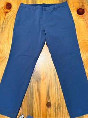 Vineyard Vines Men's Navy On The Go Chino Pants 38x30
